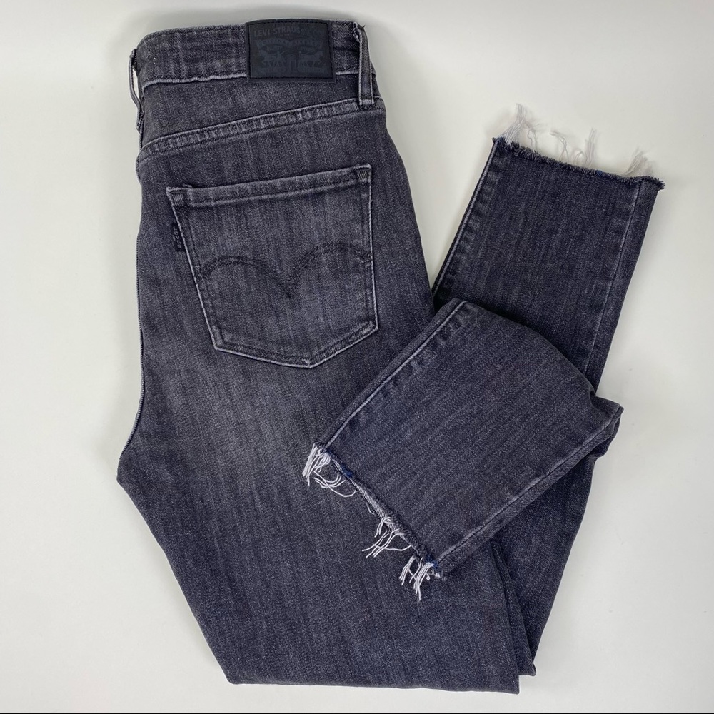Levi's Women's Distressed Raw Hem 721 High Rise Skinny Denim Jeans Black Size 27